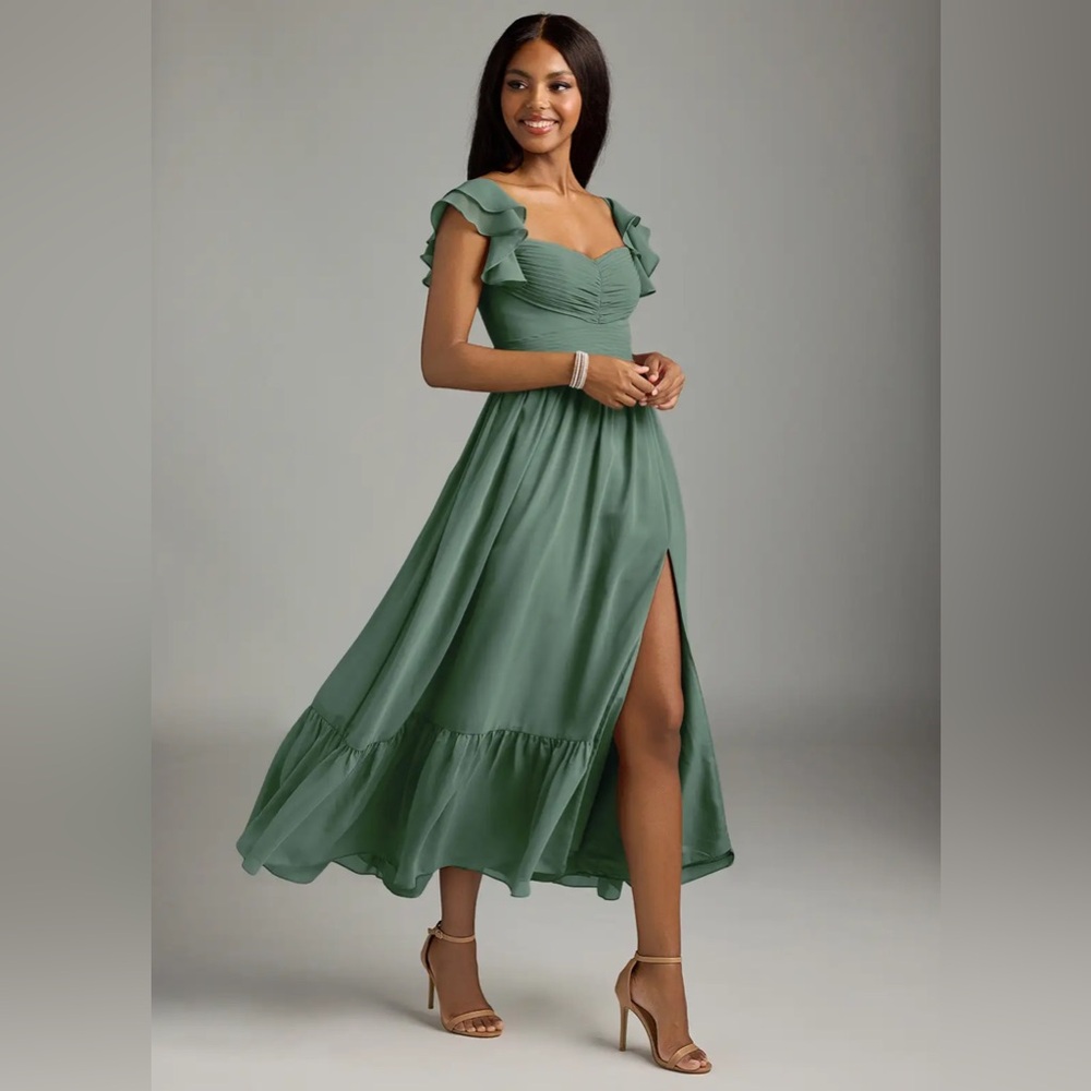Azazie Anaya
Eucalyptus A-Line Sweetheart Neckline Chiffon - Picture 2 of 15